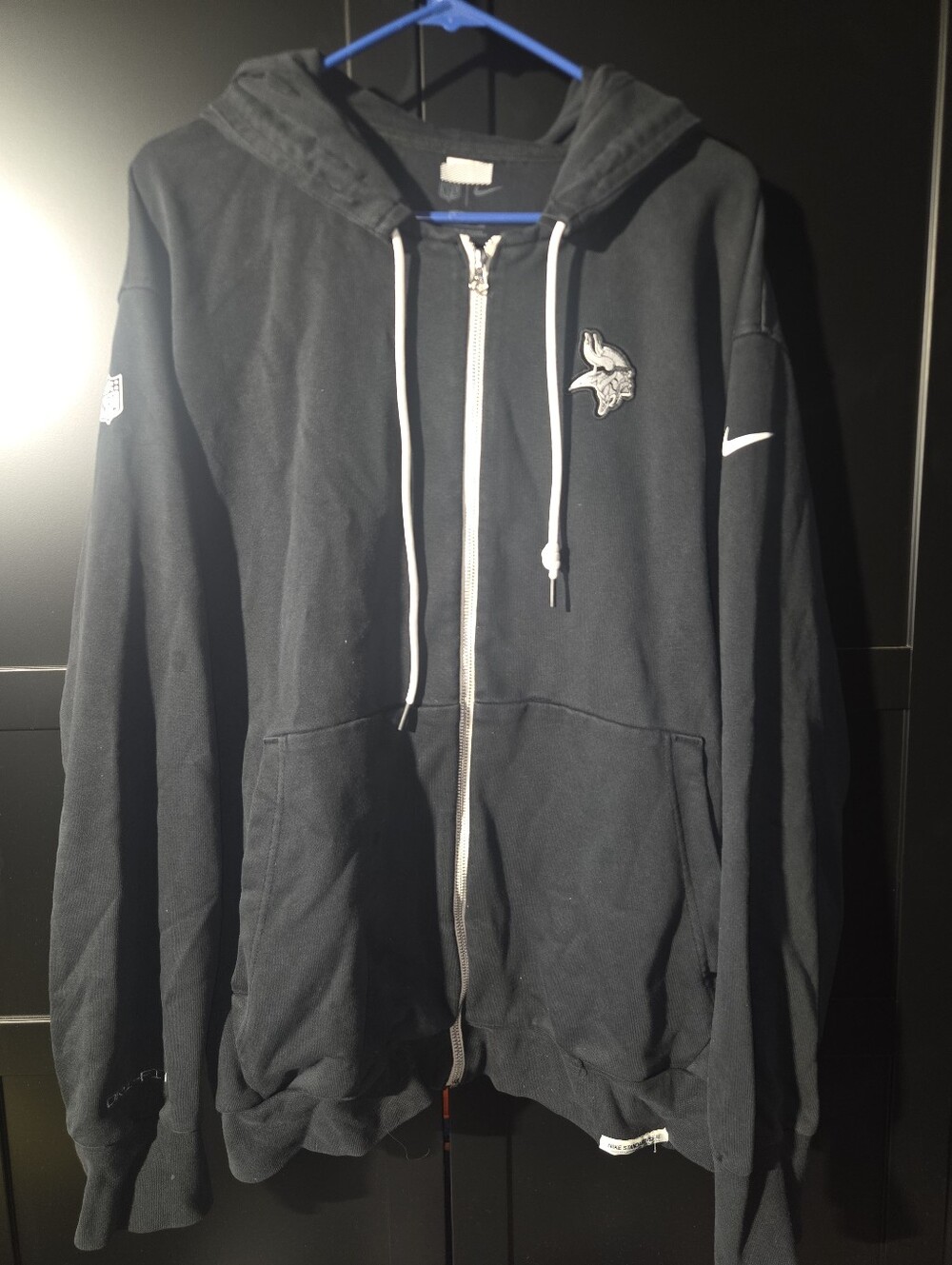 Nike Minnesota VikingsMen’s Black Full-Zip Hoodie with White Accents Men's 2xl